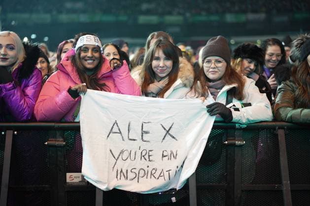 04 12 2025, Schladming, AUT, On the road in Styria, Ski Opening 2025, concert, in the picture Backstreet Boys, feature, overview, Planai Stadium, feature, fan, concert,