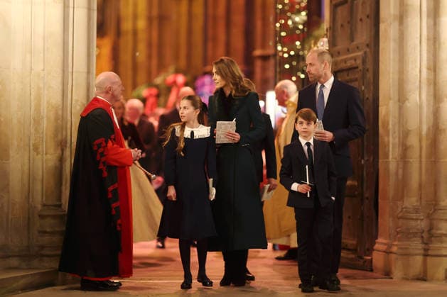 Members Of The Royal Family Attend The Together At Christmas Carol Service LONDON, ENGLAND - DECEMBER 05: Princess Charlotte of Wales, Catherine, Princess of Wales, Prince Louis of Wales and Prince William, Prince of Wales depart from the Together At Christmas Carol Service at Westminster Abbey on December 05, 2025 in London, England. Led by The Princess and supported by The Royal Foundation, the annual event offered a chance to pause and reflect on the values of love, compassion, and the connections we share. The service also highlighted remarkable individuals from across the UK who have demonstrated extraordinary kindness, empathy, and support within their communities., Credit:Chris Jackson Avalon United Kingdom, England, London, W  Copyright: xChrisxJacksonx xAvalonx 1056827901