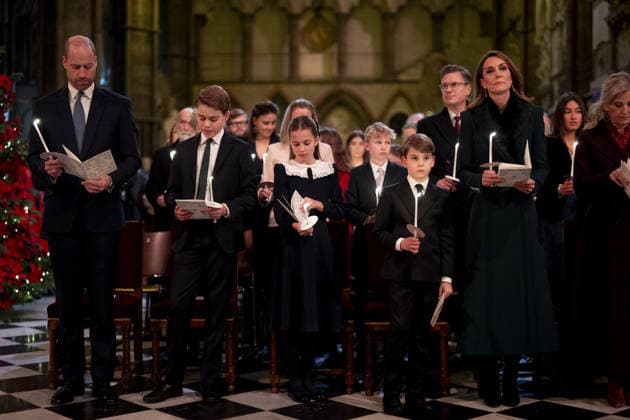 Together At Christmas carol service 2025 The Prince and Princess of Wales and their children Prince George, Princess Charlotte and Prince Louis (right) during the Together At Christmas carol service at Westminster Abbey in London. Picture date: Friday December 5, 2025., Credit:Aaron Chown Avalon UK, London  Copyright: xAaronxChownx xAvalonx 1056828139