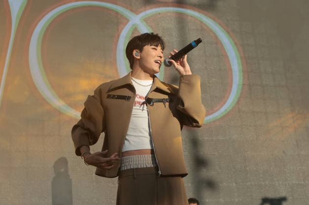 iHeartRadio 102.7 KIIS FM s Jingle Ball 2025 - Pre-Show Village Kevin Woo from KPop Demon Hunters (the singing voice for the character Mystery Saja) performs at iHeartRadio 102.7 KIIS FM s Jingle Ball 2025 Presented by Capital One - Pre-Show at Intuit Dome on December 05, 2025 in Los Angeles, California. Inglewood INTUIT DOME California USA Copyright: xCraSH imageSPACEx