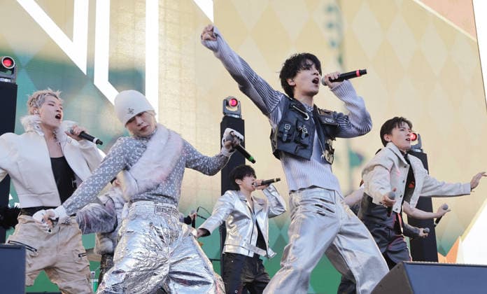 iHeartRadio 102.7 KIIS FM s Jingle Ball 2025 - Pre-Show Village Keigo Sato, Junki Kono, Syoya Kimata, Sho Yonashiro, Sukai Kinjo, Takumi Kawanishi, Ren Kawashiri, Issei Mamehara, Ruki Shiroiwa of JO1 perform at iHeartRadio 102.7 KIIS FM s Jingle Ball 2025 Presented by Capital One - Pre-Show at Intuit Dome on December 05, 2025 in Los Angeles, California. Inglewood INTUIT DOME California USA Copyright: xCraSH imageSPACEx