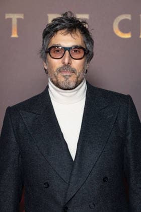 Avatar: Fire And Ash European Premiere Guest and VIP - Paris AJ French actor Vincent Elbaz attends the Avatar: Fire And Ash European Premiere on December 5, 2025 at the Seine Musicale in Boulogne-Billancourt, near Paris, France. Photo by Alexis Jumeau ABACAPRESS.COM Paris France  Copyright: xJumeauxAlexis ABACAx