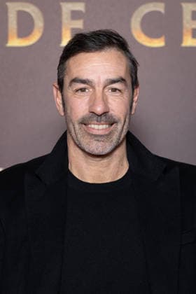 Avatar: Fire And Ash European Premiere Guest and VIP - Paris AJ French former football player Robert Pires attends the Avatar: Fire And Ash European Premiere on December 5, 2025 at the Seine Musicale in Boulogne-Billancourt, near Paris, France. Photo by Alexis Jumeau ABACAPRESS.COM Paris France  Copyright: xJumeauxAlexis ABACAx