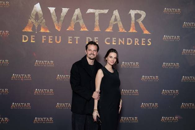 Avatar: Fire And Ash European Premiere Guest and VIP - Paris AJ Colombian chef Juan Arbelaez and his partner Cassandre Verdier attends the Avatar: Fire And Ash European Premiere on December 5, 2025 at the Seine Musicale in Boulogne-Billancourt, near Paris, France. Photo by Alexis Jumeau ABACAPRESS.COM Paris France  Copyright: xJumeauxAlexis ABACAx