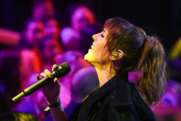 The Telethon show in Paris FA French songer Zaz performs during the Telethon show on France Television in Paris on December 5, 2025. Photo by Firas Abdullah ABACAPRESS.COM Paris Ile-de-France France  Copyright: xAbdullahxFiras ABACAx