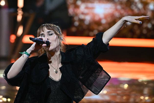 The Telethon show in Paris FA French songer Zaz performs during the Telethon show on France Television in Paris on December 5, 2025. Photo by Firas Abdullah ABACAPRESS.COM Paris Ile-de-France France  Copyright: xAbdullahxFiras ABACAx