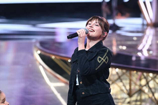 The Telethon show in Paris FA French singer Marine performs during the Telethon show on France Television in Paris on December 5, 2025. Photo by Firas Abdullah ABACAPRESS.COM Paris Ile-de-France France  Copyright: xAbdullahxFiras ABACAx
