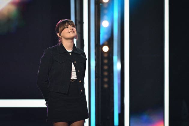 The Telethon show in Paris FA French singer Marine performs during the Telethon show on France Television in Paris on December 5, 2025. Photo by Firas Abdullah ABACAPRESS.COM Paris Ile-de-France France  Copyright: xAbdullahxFiras ABACAx