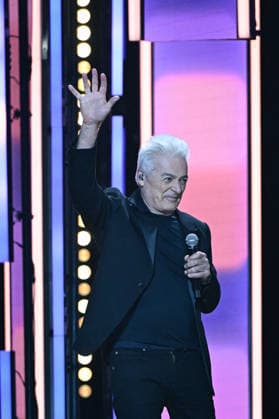 The Telethon show in Paris FA Daniel Lavoie performs Notre Dame de Paris during the Telethon show on France Television in Paris on December 5, 2025. Photo by Firas Abdullah ABACAPRESS.COM Paris Ile-de-France France  Copyright: xAbdullahxFiras ABACAx