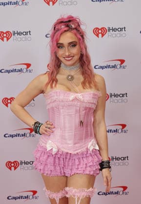 iHeartRadio 102.7 KIIS FM s Jingle Ball 2025 - Arrivals McKenzi Brooke attends iHeartRadio 102.7 KIIS FM s Jingle Ball 2025 at Intuit Dome on December 05, 2025 in Los Angeles, California. Inglewood INTUIT DOME California USA Copyright: xCraSH imageSPACEx
