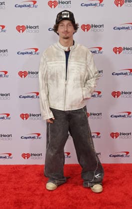iHeartRadio 102.7 KIIS FM s Jingle Ball 2025 - Arrivals Reif Harrison attends iHeartRadio 102.7 KIIS FM s Jingle Ball 2025 at Intuit Dome on December 05, 2025 in Los Angeles, California. Inglewood INTUIT DOME California USA Copyright: xCraSH imageSPACEx