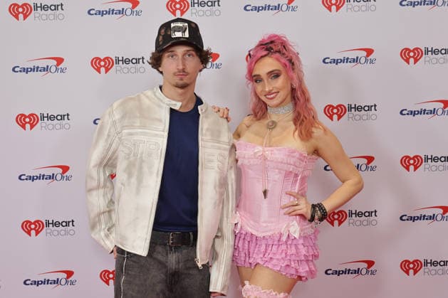 iHeartRadio 102.7 KIIS FM s Jingle Ball 2025 - Arrivals Reif Harrison, McKenzi Brooke attend iHeartRadio 102.7 KIIS FM s Jingle Ball 2025 at Intuit Dome on December 05, 2025 in Los Angeles, California. Inglewood INTUIT DOME California USA Copyright: xCraSH imageSPACEx