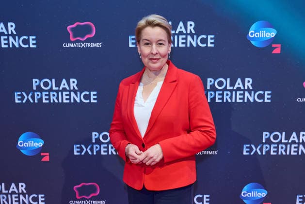 Franziska Giffey Opening of the exhibition POLAR EXPERIENCE The immersive exhibition about the Arctic and Antarctic in the Arena Berlin on 05 12 2025 Opening Polar Experience