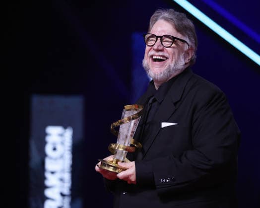 22eme Festival du Film de Marrakech Hommage a Guillermo del Toro Guillermo del Toro, with the Tribute Award during the Tribute Ceremony honoring Guillermo del Toro on day Eight of the 22nd Marrakech International Film Festival Marrakech, Morocco 05 12 2025 451298 2025 12 05 MARRAKECH Morocco  Copyright: xRomualdxMeigneuxx xStarfacex STAR_451298_019