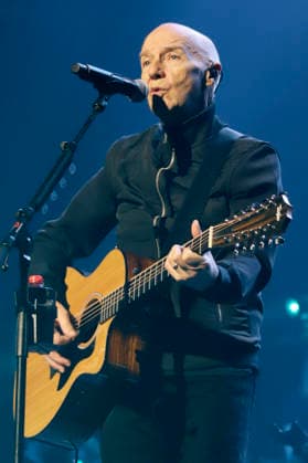 Midge Ure live at the 31 Night of the Proms 2025 in the Barclays Arena Hamburg, 05 12 2025 Foto:xgbrcix xFuturexImagex notp_hh_5202