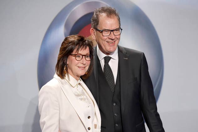 Gerd Müller with his wife Gertie Müller Hoorens at the presentation of the 18 German Sustainability Award 2025 at the Maritim Hotel Düsseldorf, 05 12 2025 Foto:xR.xSchmiegeltx xFuturexImagex dnp0512_5215