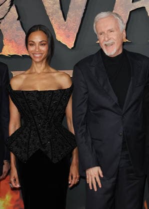 Zoe Saldana et James Cameron Avant première du film Avatar Fire and Ash Avatar de Feu et de Cendres à la Seine Musicale de Boulogne Billancourt le 5 décembre 2025 Coadic Guirec Bestimage Preview screening of the film Avatar Fire and Ash at the Seine Musicale in Boulogne Billancourt on December 5, 2025 Paris France  Copyright: xCOADICxGUIRECx xBESTIMAGExCOADICxGUIRECx xBESTIMAGEx