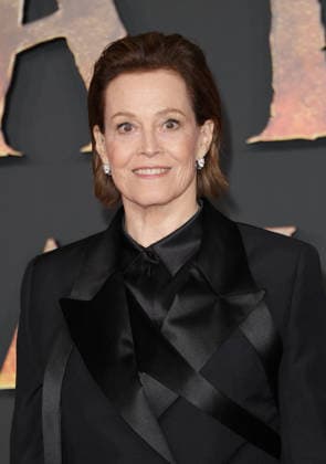 Sigourney Weaver Avant première du film Avatar Fire and Ash Avatar de Feu et de Cendres à la Seine Musicale de Boulogne Billancourt le 5 décembre 2025 Coadic Guirec Bestimage Preview screening of the film Avatar Fire and Ash at the Seine Musicale in Boulogne Billancourt on December 5, 2025 Paris France  Copyright: xCOADICxGUIRECx xBESTIMAGExCOADICxGUIRECx xBESTIMAGEx