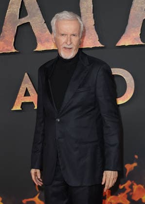 James Cameron Avant première du film Avatar Fire and Ash Avatar de Feu et de Cendres à la Seine Musicale de Boulogne Billancourt le 5 décembre 2025 Coadic Guirec Bestimage Preview screening of the film Avatar Fire and Ash at the Seine Musicale in Boulogne Billancourt on December 5, 2025 Paris France  Copyright: xCOADICxGUIRECx xBESTIMAGExCOADICxGUIRECx xBESTIMAGEx