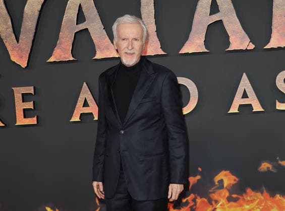 James Cameron Avant première du film Avatar Fire and Ash Avatar de Feu et de Cendres à la Seine Musicale de Boulogne Billancourt le 5 décembre 2025 Coadic Guirec Bestimage Preview screening of the film Avatar Fire and Ash at the Seine Musicale in Boulogne Billancourt on December 5, 2025 Paris France  Copyright: xCOADICxGUIRECx xBESTIMAGExCOADICxGUIRECx xBESTIMAGEx