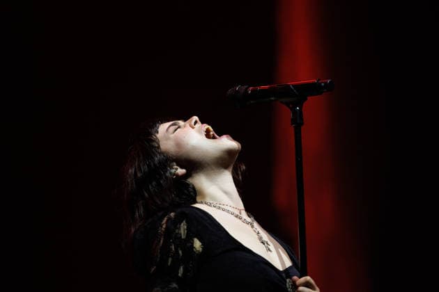 The Last Dinner Party performs in Brighton, UK Brighton, UK, The Last Dinner Party, Friday 5 December 2025 at Brighton Centre. Persons pictured: Abigail Morris lead vocals, Credit:Andy Sturmey Avalon United Kingdom  Copyright: xAndyxSturmeyx xAvalonx 1056857966