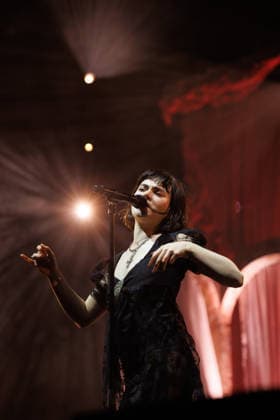 The Last Dinner Party performs in Brighton, UK Brighton, UK, The Last Dinner Party, Friday 5 December 2025 at Brighton Centre. Persons pictured: Abigail Morris lead vocals, Credit:Andy Sturmey Avalon United Kingdom  Copyright: xAndyxSturmeyx xAvalonx 1056857974