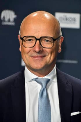 ABBduesseldorf Karsten Schwanke German meteorologist and TV presenter as a guest on the blue carpet at the 18th German Sustainability Award 2025 ceremony at the Maritim Hotel on 05 12 2025 NRW Germany
