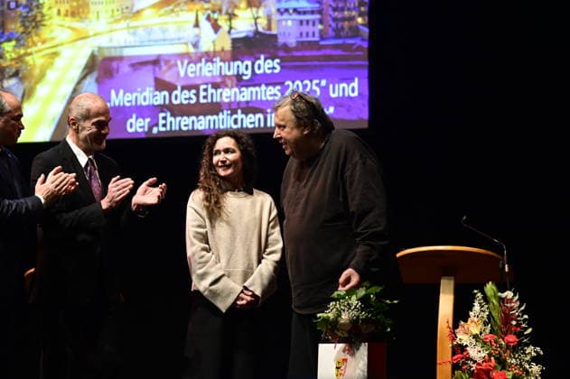 Octavian Ursu, Reinhard Seeliger,Matthias Eisenberg and Constanze Geier at the ceremony for the awarding of the Meridian of Honorary Office at the Gerhart Hauptmann Theater Görlitz Görlitz, 05 12 2025 Copyright: xMatthiasxWehnertx