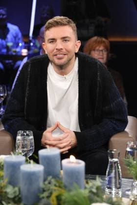 Christoph Kramer, soccer world champion and author, as a guest on the NDR Talk Show on 5 12 2025, photo session before the broadcast in the 3 program of NDR television in the Hamburg Lokstedt television studio