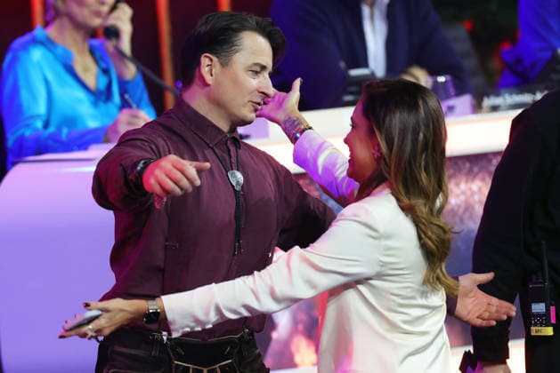 The Great Christmas Show 2025 Andreas Gabalier Austrian singer of popular music welcomes Jana Ina Zarrella The Great Christmas Show presented by Giovanni Zarrella ZDF Live broadcast from 04 12 2025 in the Baden Arena Offenburg Offenburg, Baden Württemberg, Germany