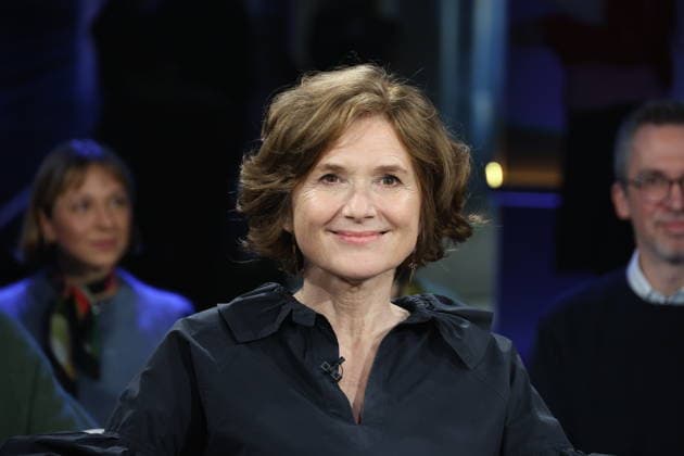 Victoria Trauttmansdorff, actress, guest on the NDR Talk Show on 5 12 2025, photo session before the broadcast in the 3 program of NDR television in the Hamburg Lokstedt television studio