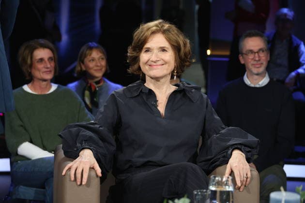 Victoria Trauttmansdorff, actress, guest on the NDR Talk Show on 5 12 2025, photo session before the broadcast in the 3 program of NDR television in the Hamburg Lokstedt television studio