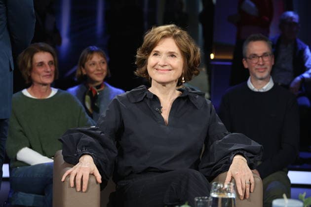 Victoria Trauttmansdorff, actress, guest on the NDR Talk Show on 5 12 2025, photo session before the broadcast in the 3 program of NDR television in the Hamburg Lokstedt television studio