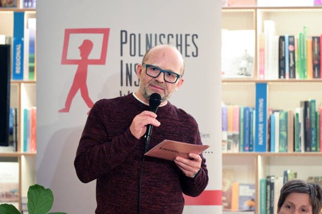 Reading by the Polish Nobel Prize winner Olga Tokarczuk as part of the cultural initiative Literature Ship, in the old Kurdirektion in Bad ISchl, photographed on 5 12 2025, in the old Kurdirektion in Bad Ischl The picture shows the organizer and cur