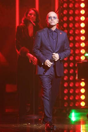 The Great Christmas Show 2025 Eros Ramazzotti Italian pop singer, songwriter and music producer The Great Christmas Show presented by Giovanni Zarrella ZDF Live broadcast from 04 12 2025 in the Baden Arena Offenburg Offenburg, Baden Württemberg, Germany