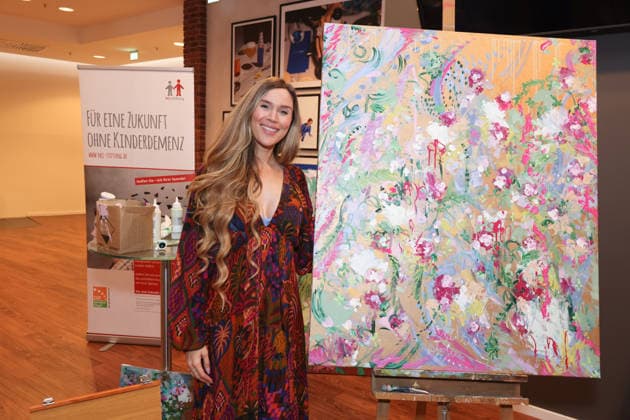 British soul pop singer and actress Joss Stone, real name Joscelyn Eve Stoker, used a performance at the Night of the Proms at Barclays Arena in Hamburg to raise awareness of childhood dementia She is an ambassador for the NCL Foundation Before the show, she and artist Juliane Golbs painted a picture to be auctioned off for the benefit