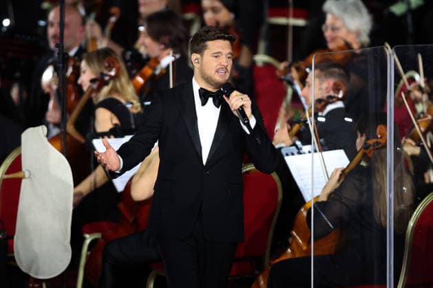 Vatican City, Italy - December 6, 2025: Michael Steven Buble performs in concert before the Pope. Pope Leo XIV attends the concert for the poor with Canadian singer Michael Steven Buble and Serena Autieri held in the Paul VI Hall in the Vatican.  Copyright: xmarcoxiacobuccix xipa-agency.netx xmarcoxiacobuccix IPA_Agency_IPA68834450
