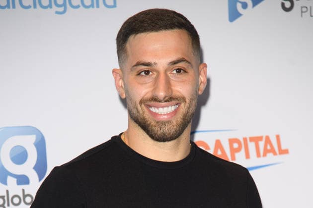 Capital s Jingle Bell Ball with Barclaycard Arrivals 2025 Saturday at O2 Arena, London Kem Cetinay attends Capital s Jingle Bell Ball with Barclaycard 2025 at O2 Arena, London, England, UK on Saturday 6 December, 2025., Credit:Justin Ng Avalon UK, England, London, O2 Arena  Copyright: xJustinxNgx xAvalonx 1057125764