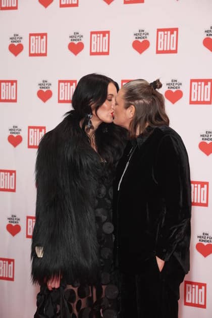 Donation gala A Heart for Children 2025 Magdalena Golombek and Nadine Angerer at the TV donation gala A Heart for Children at Studio Adlershof on 06 12 2025 in Berlin Copyright: xEventpressxKochanx