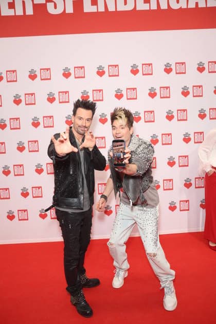Donation gala Ein Herz für Kinder 2025 Andreas Ehrlich and Chris Ehrlich at the TV donation gala Ein Herz für Kinder at Studio Adlershof on 06 12 2025 in Berlin Copyright: xEventpressxKochanx
