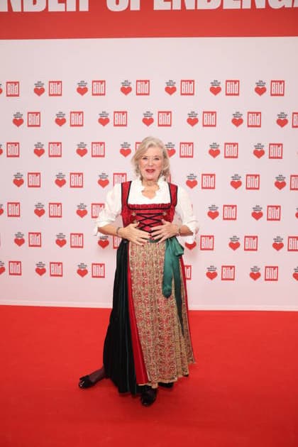 Donation gala Ein Herz für Kinder 2025 Jutta Speidel at the TV donation gala Ein Herz für Kinder at Studio Adlershof on 06 12 2025 in Berlin Copyright: xEventpressxKochanx
