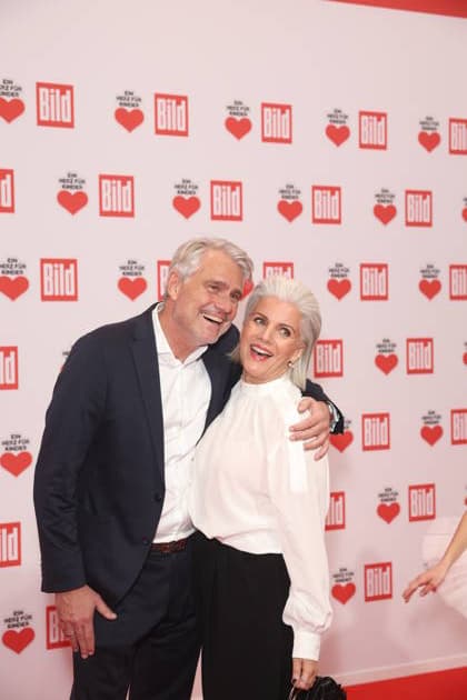 Donation gala Ein Herz für Kinder 2025 Frank Spothelfer and Birgit Schrowange at the TV donation gala Ein Herz für Kinder at Studio Adlershof on 06 12 2025 in Berlin Copyright: xEventpressxKochanx