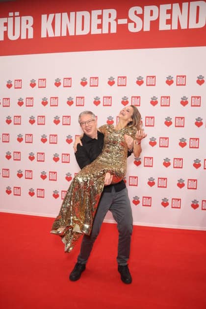 Donation gala Ein Herz für Kinder 2025 Frank Thelen and Nathalie Thelen Sattler at the TV donation gala Ein Herz für Kinder at Studio Adlershof on 06 12 2025 in Berlin Copyright: xEventpressxKochanx