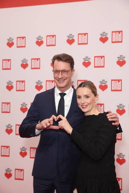 Donation gala Ein Herz für Kinder 2025 Hendrik Wuest and Katharina Wüst at the TV donation gala Ein Herz für Kinder at Studio Adlershof on 06 12 2025 in Berlin Copyright: xEventpressxKochanx