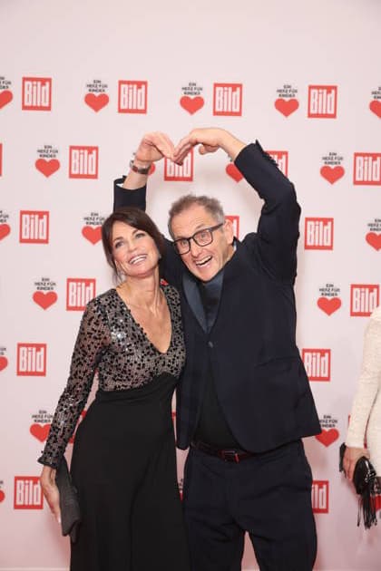Donation gala Ein Herz für Kinder 2025 Gerit Kling and Wolfram Becker at the TV donation gala Ein Herz für Kinder at Studio Adlershof on 06 12 2025 in Berlin Copyright: xEventpressxKochanx