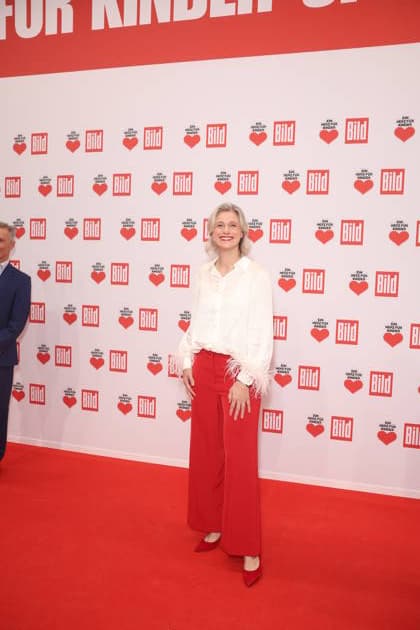 Donation gala Ein Herz für Kinder 2025 Britta Heidemann at the TV donation gala Ein Herz für Kinder at Studio Adlershof on 06 12 2025 in Berlin Copyright: xEventpressxKochanx