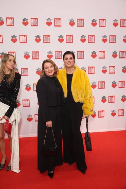Donation gala Ein Herz für Kinder 2025 Nina Maerke and Stephanie Dettmann at the TV donation gala Ein Herz für Kinder at Studio Adlershof on 06 12 2025 in Berlin Copyright: xEventpressxKochanx