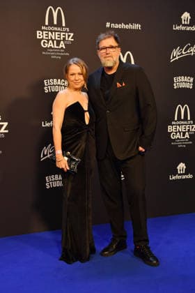 Nova Meierhenrich and Brian Bojsen at the benefit gala for the McDonalds Childrens Aid Foundation on 6 12 2025 in Munich McDonalds Benefit Gala 2025 in Munich