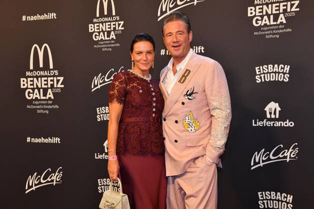 Sasha Dick Brave and Julia Roentgen at the benefit gala for the McDonalds Childrens Aid Foundation on 6 12 2025 in Munich McDonalds Benefit Gala 2025 in Munich