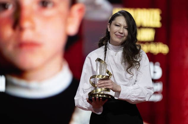 22nd International Marrakech Film Festival MARRAKECH, MOROCCO – DECEMBER 6: Vladlena Sandu wins the Jury Award for her film Memory during the 22nd International Marrakech Film Festival awards ceremony on December 6, 2025, in Marrakech, Morocco. Abu Adem Muhammed Anadolu Marrakech Morocco. Editorial use only. Please get in touch for any other usage.  Copyright: x2025xAnadoluxAbuxAdemxMuhammedx